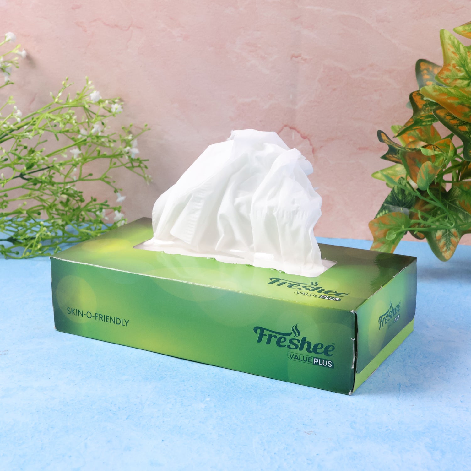 Freshee Premium Skin-Friendly Facial Tissues — 100 Pc Box (18 x 20 cm) - view 7