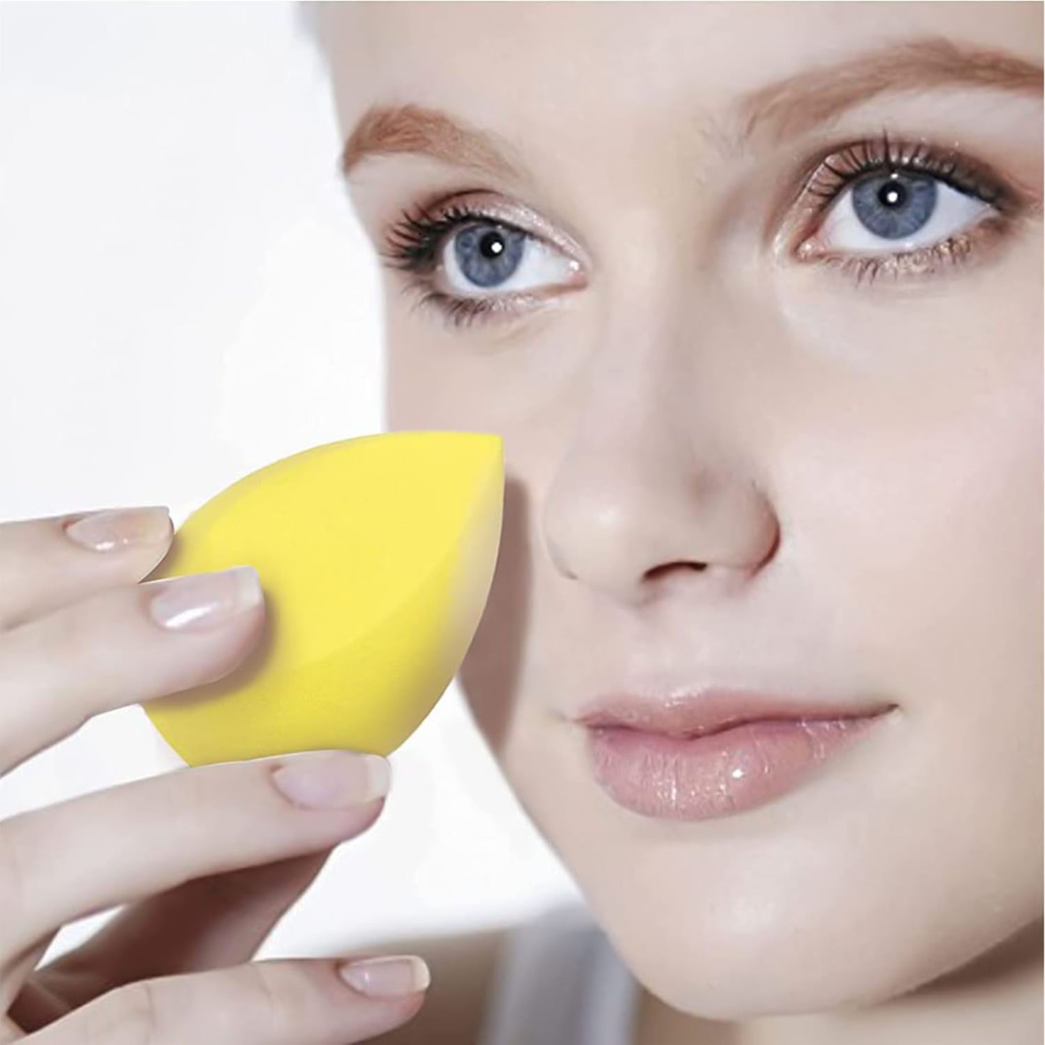 Makeup Sponges Set, Perfect for Liquid, Cream, and Powder (4 Pcs Set With Case) - view 3