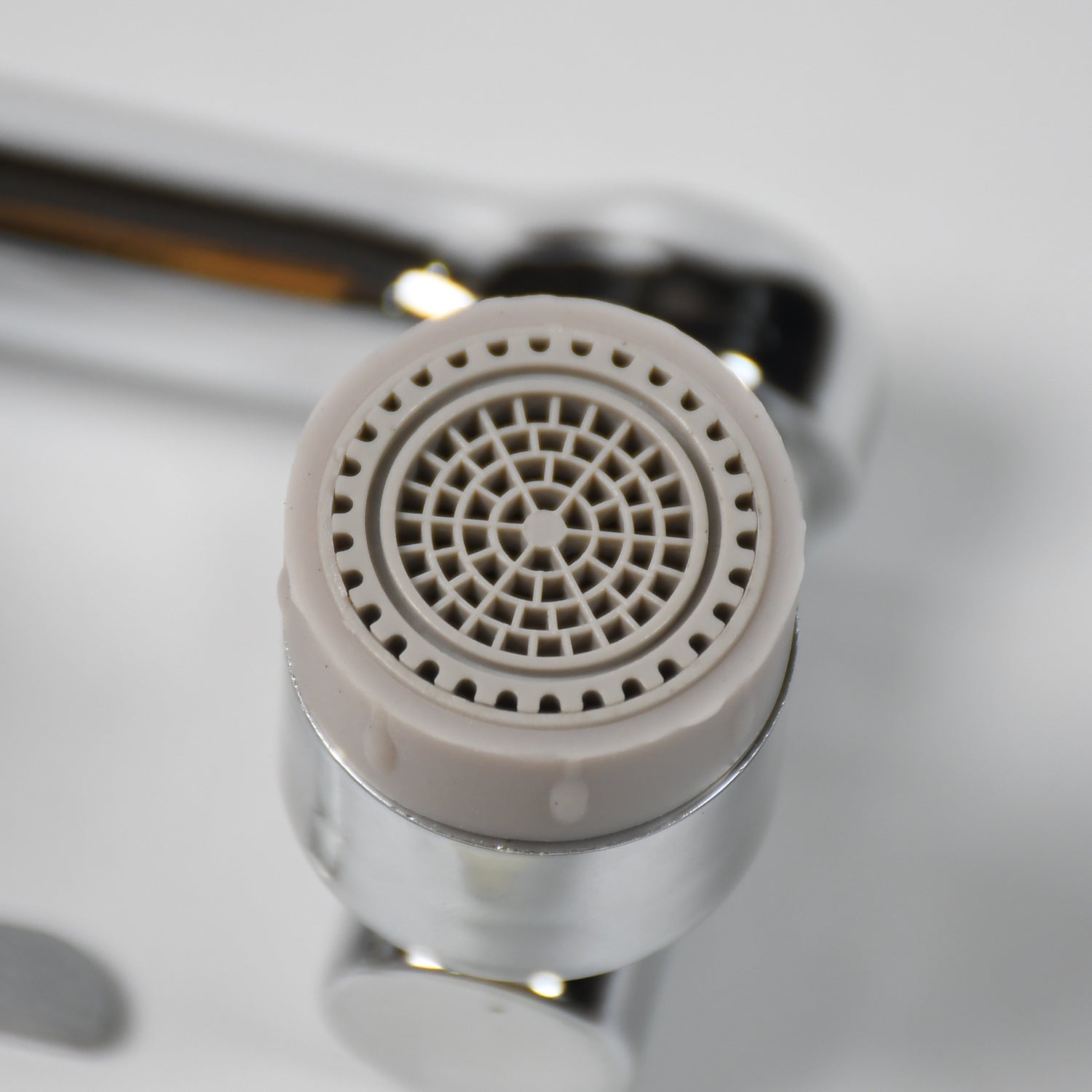 Water-Saving Faucet Filter with 1080 Rotation - view 3