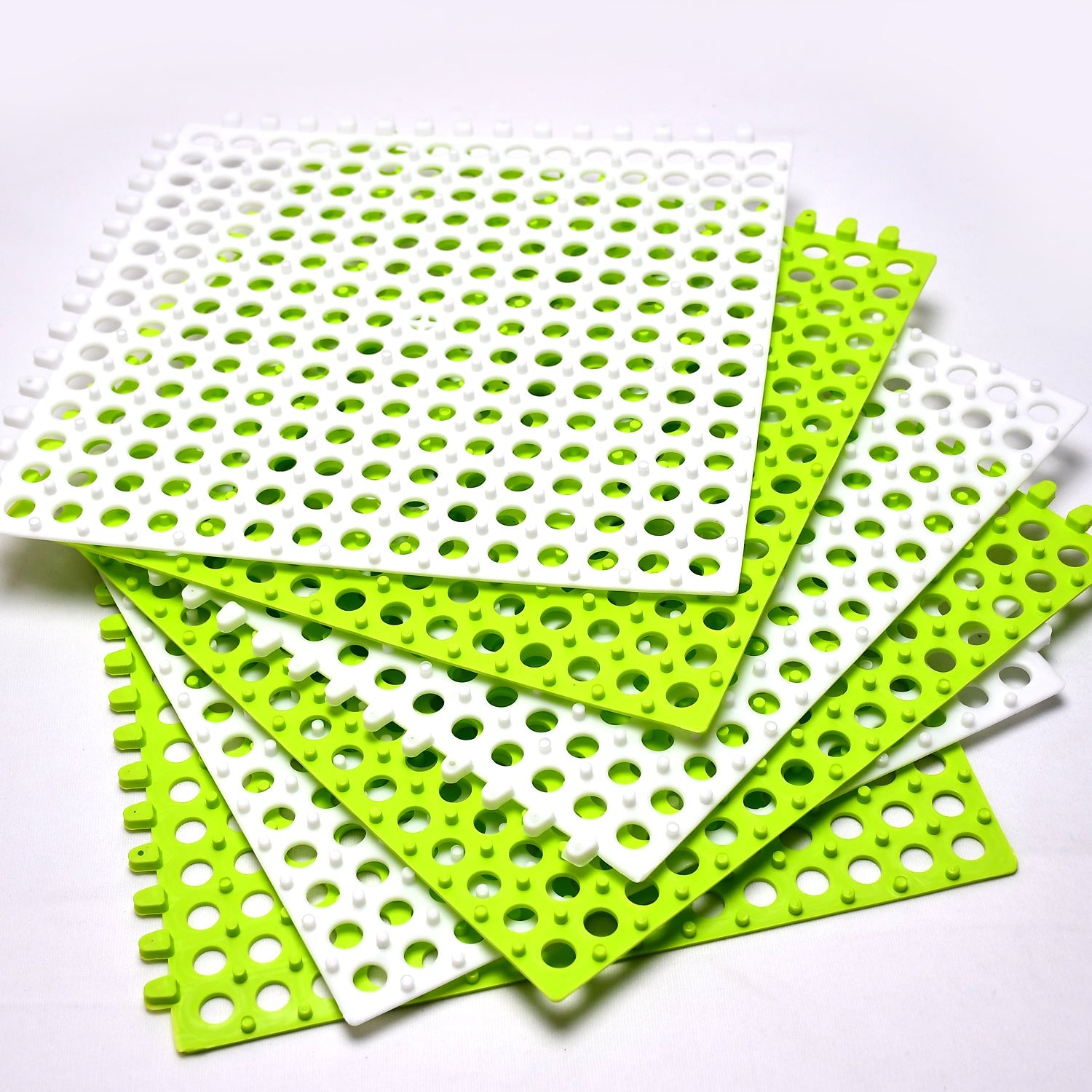 Bath Anti-Slip Mat – Prevent Slippery Surfaces While Bathing (Pack of 6)