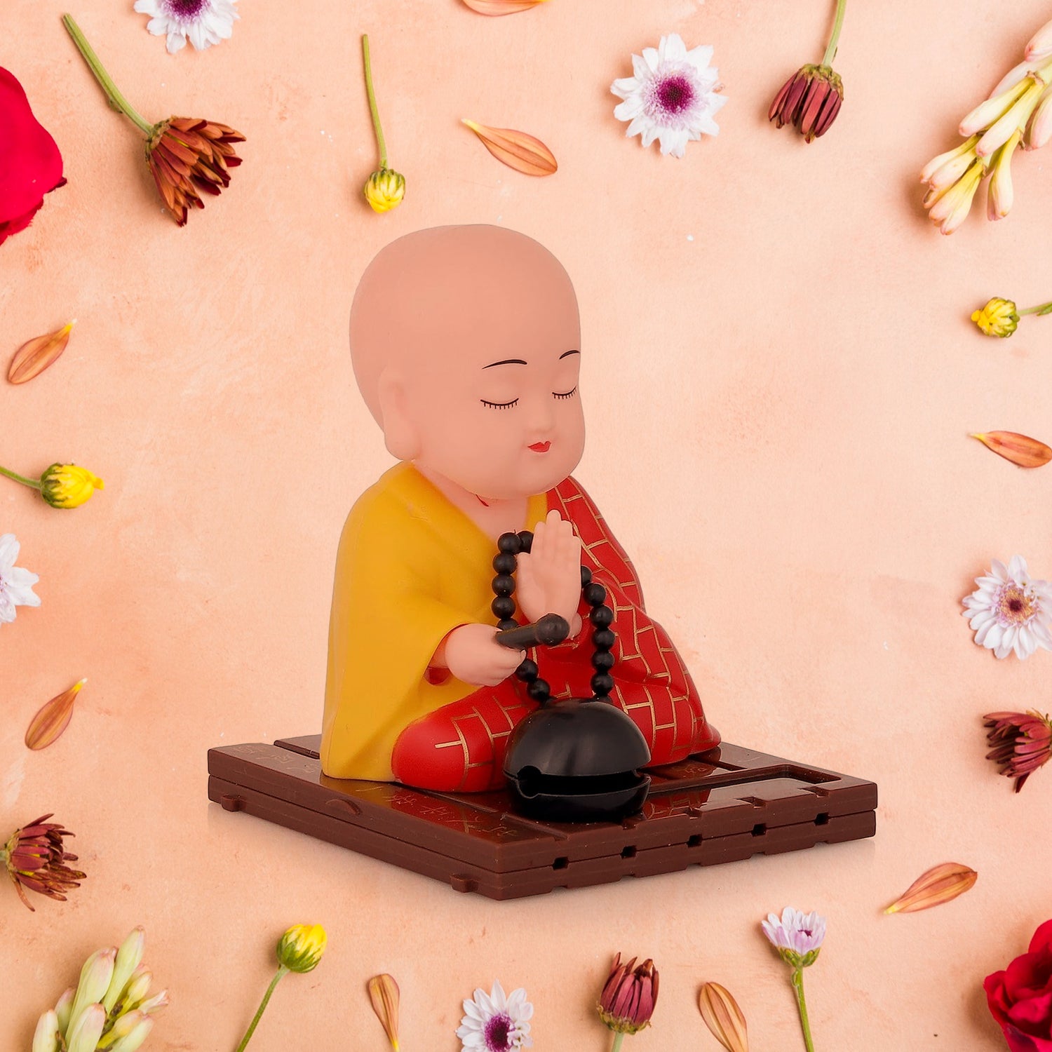 Solar Powered Sitting Buddha Statue, Moving Head and Hand (1 Pc / Big) - view 4