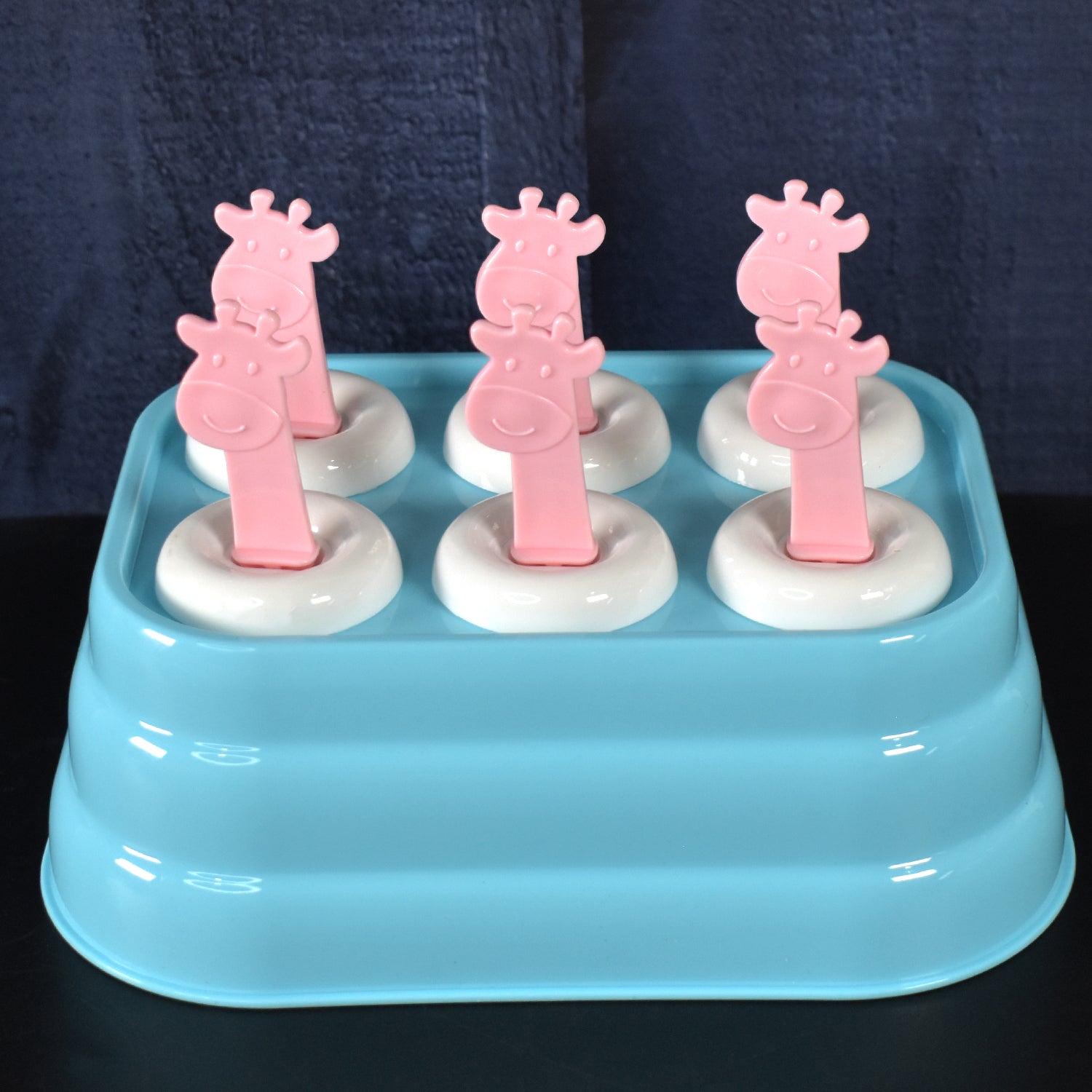 6 Cavity sicle Molds Plastic Giraffe shape Ice Moulds (1 Pc)